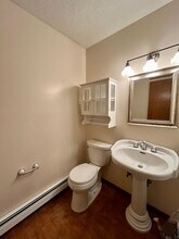 4936 Dartmouth Dr in Fairbanks, AK - Building Photo - Building Photo