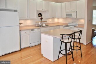 14122 Tatani Dr in Germantown, MD - Building Photo - Building Photo