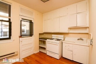 4415 N Wolcott Ave, Unit A05C in Chicago, IL - Building Photo - Building Photo