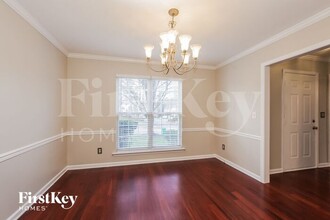 6214 Forest Pond Dr in Charlotte, NC - Building Photo - Building Photo