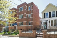 710 Jefferson St Apartments in Washington, DC - Foto de edificio - Building Photo