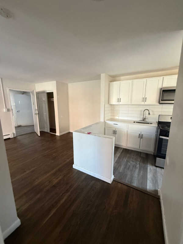 property at 473 Park Ave
