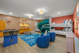 9800 E Bay St in Seminole, FL - Building Photo - Building Photo