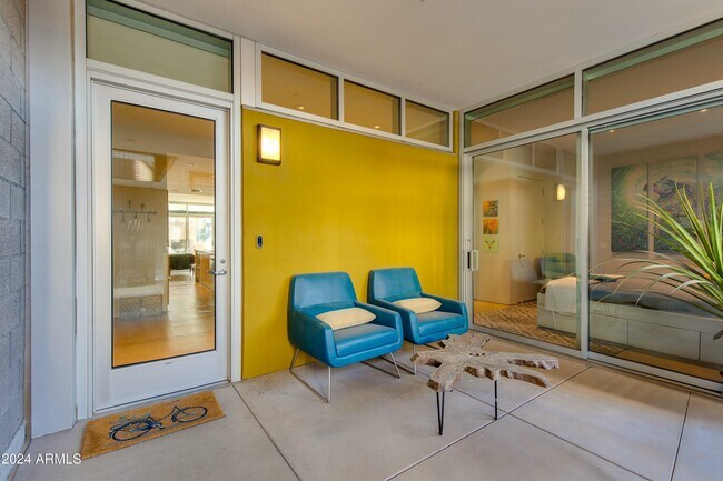 4737 N Scottsdale Rd in Scottsdale, AZ - Building Photo - Building Photo