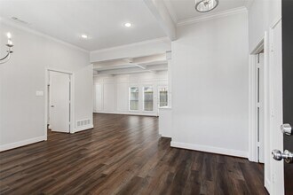 2117 Promontory Point in Plano, TX - Foto de edificio - Building Photo