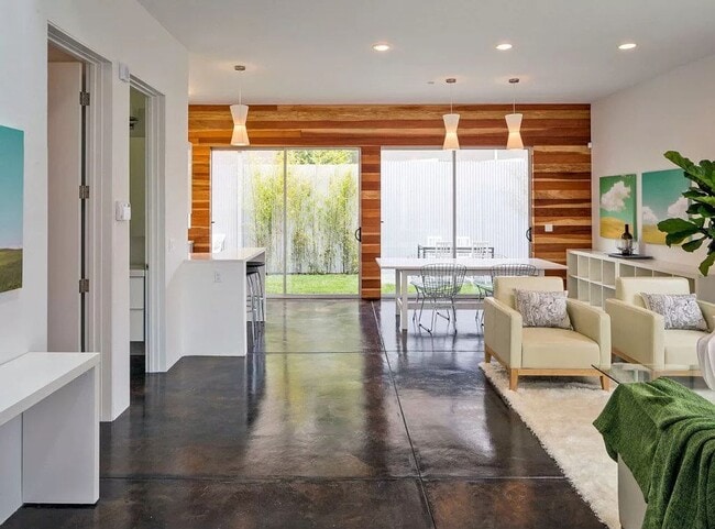 3425 Louise St in Oakland, CA - Building Photo - Building Photo