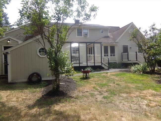 162 Middlesex Ave in Wilmington, MA - Building Photo - Building Photo