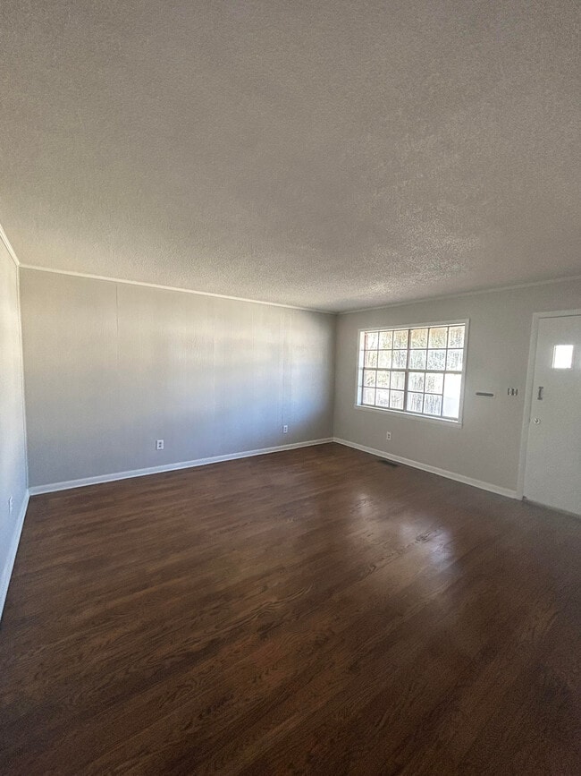 501 Jerry Coleman St in Fairfield, AL - Building Photo - Building Photo