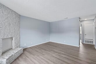 302 Hedgewood Dr in Georgetown, TX - Building Photo - Building Photo