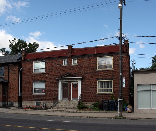 293-299 Jane St in Toronto, ON - Building Photo - Primary Photo