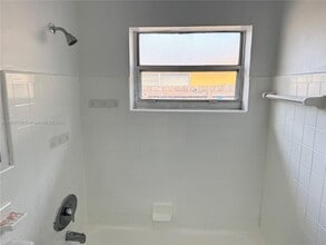 2024 NE 26th St in Wilton Manors, FL - Building Photo - Building Photo