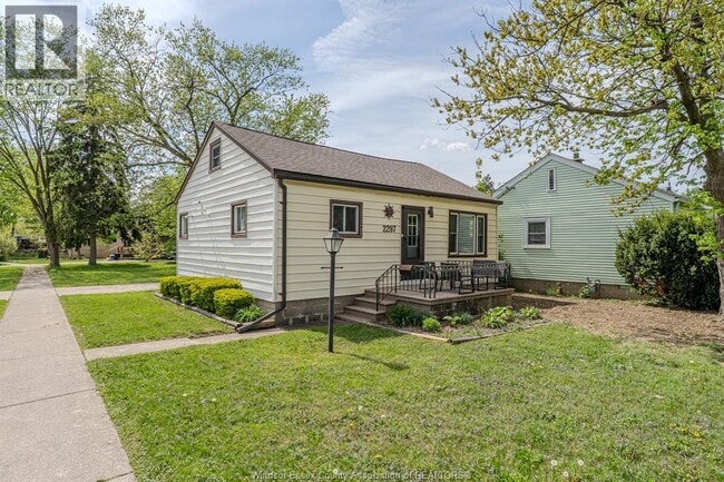property at 2297 PARENT