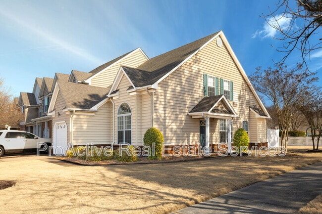 property at 2021 Livingston St