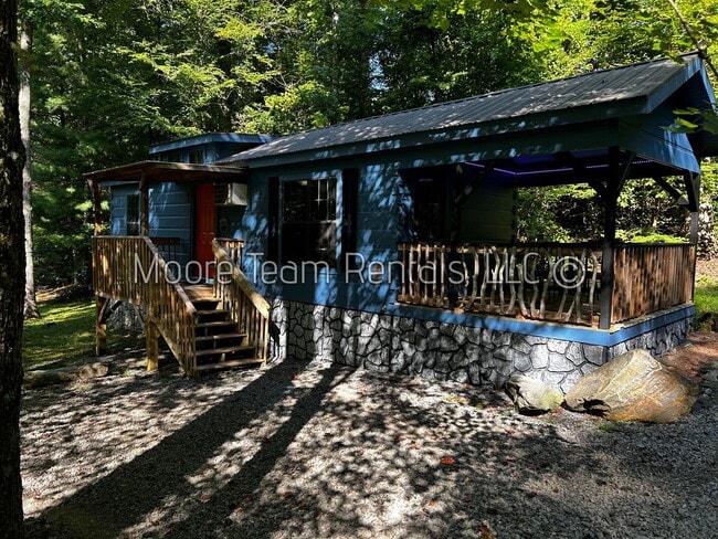 property at 31 Cabin Row