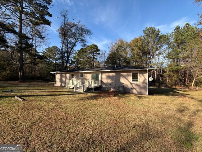 2933 Coffer Dr in Ellenwood, GA - Building Photo - Building Photo