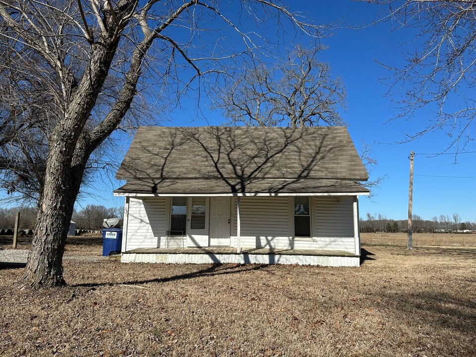 131 Campground Rd in Beebe, AR - Building Photo