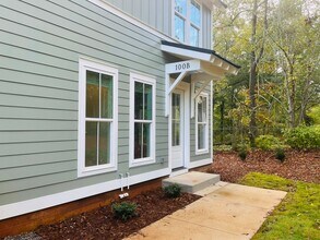 100 Gardenia Ln in Lagrange, GA - Building Photo - Building Photo