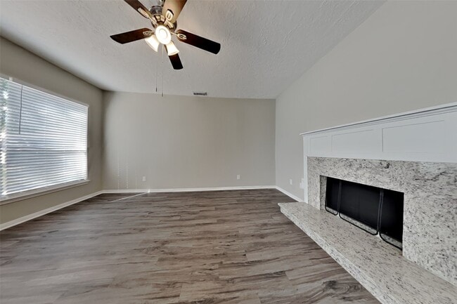 17715 Seven Pines Dr