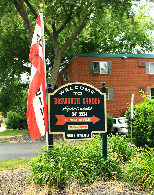 Bosworth Gardens in Cleveland, OH - Building Photo - Building Photo