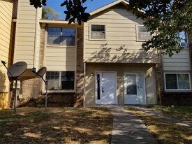 419 Oakland Rd in Madison, AL - Building Photo