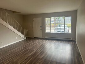 3449 Redwood Ave in Bellingham, WA - Building Photo