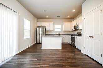 252 Clydesdale Cir in Summerville, SC - Building Photo - Building Photo
