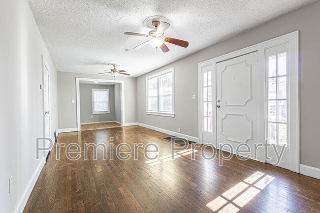 4604 NE 47th St in Kansas City, MO - Building Photo - Building Photo