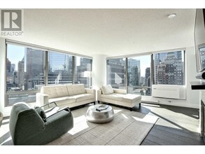 608-837 W Hastings St in Vancouver, BC - Building Photo - Building Photo