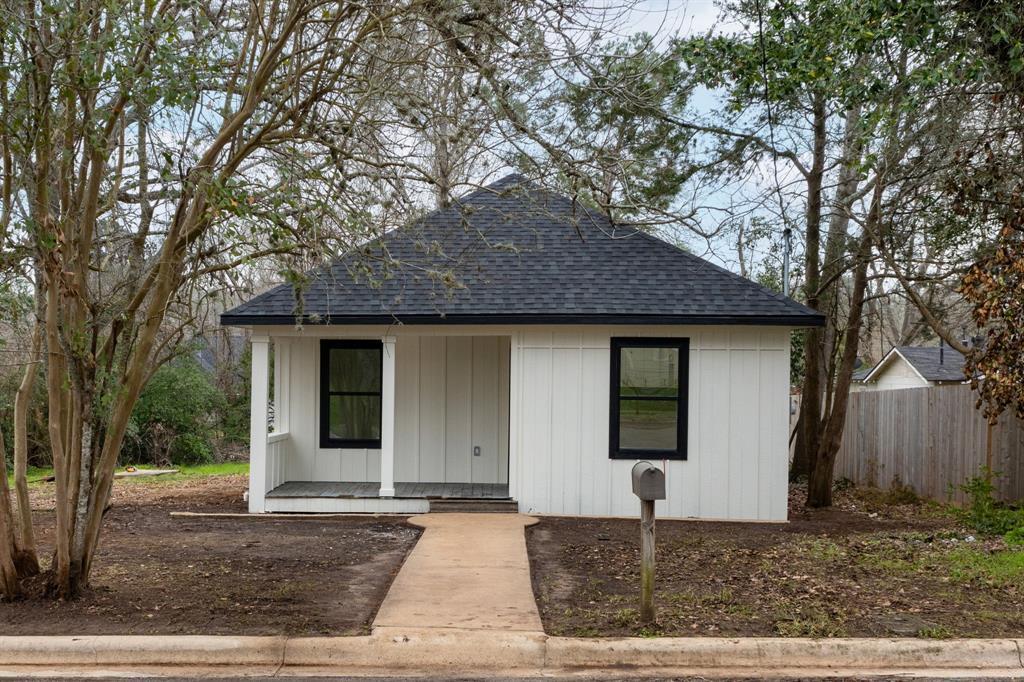 509 W 6th St in Brenham, TX - Building Photo