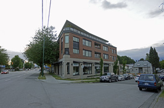 1777-1799 Kingsway in Vancouver, BC - Building Photo - Building Photo