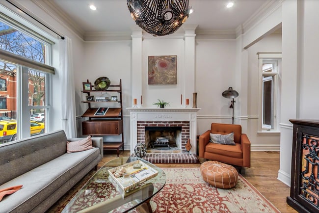 property at 719 S Claremont Ave