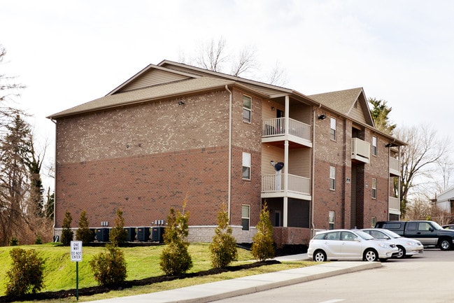 Crossroads Apartments in Florence, KY - Building Photo - Building Photo