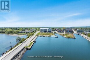 31 Huron St in Collingwood, ON - Building Photo