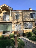 21 Front Row Ln in Aliso Viejo, CA - Building Photo