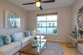 256 Heinlen Ct in San Jose, CA - Building Photo - Building Photo