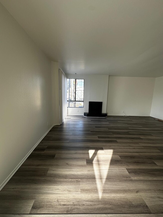 4343 Whitsett Ave in Los Angeles, CA - Building Photo - Building Photo