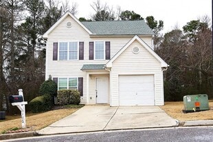 130 Springbottom Dr SE in Lawrenceville, GA - Building Photo