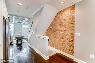 616 Hyson St in Baltimore, MD - Foto de edificio - Building Photo