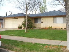 2635 Agnes Way in Merced, CA - Building Photo - Building Photo