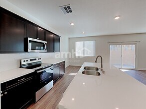6026 Schmidt St in North Las Vegas, NV - Building Photo - Building Photo