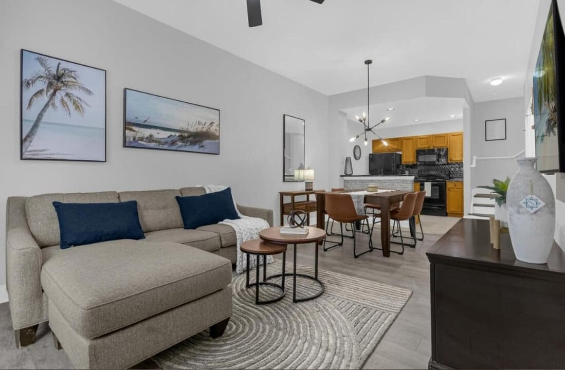 2221 San Vittorino Cir in Kissimmee, FL - Building Photo