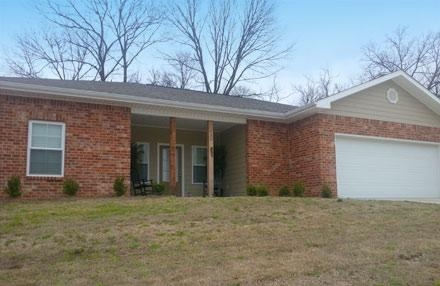 Reed Place in Starkville, MS - Building Photo