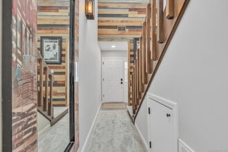 16 Maple St in Vernon, CT - Building Photo - Building Photo