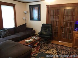 124 Nonantum St in Boston, MA - Building Photo