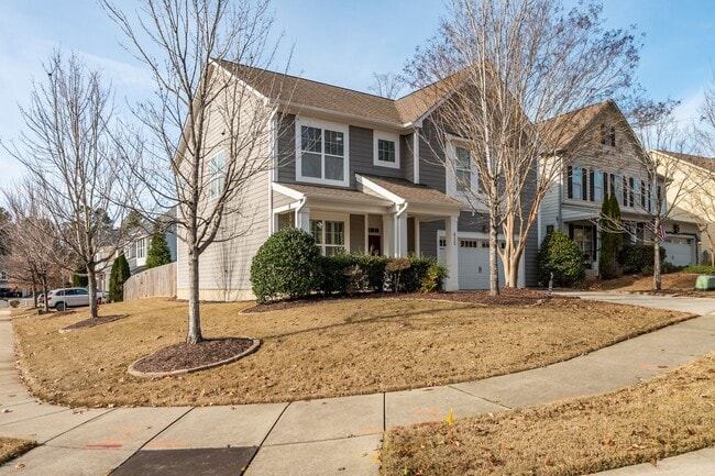 412 Hidden Stream Dr in Apex, NC - Building Photo - Building Photo