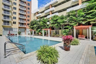 2775 NE 187th St, Unit 202 in Miami, FL - Building Photo - Building Photo