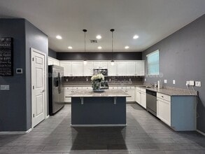 2632 N 73rd Glen in Phoenix, AZ - Building Photo - Building Photo