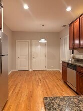 5924 N Milwaukee Ave in Chicago, IL - Building Photo - Building Photo