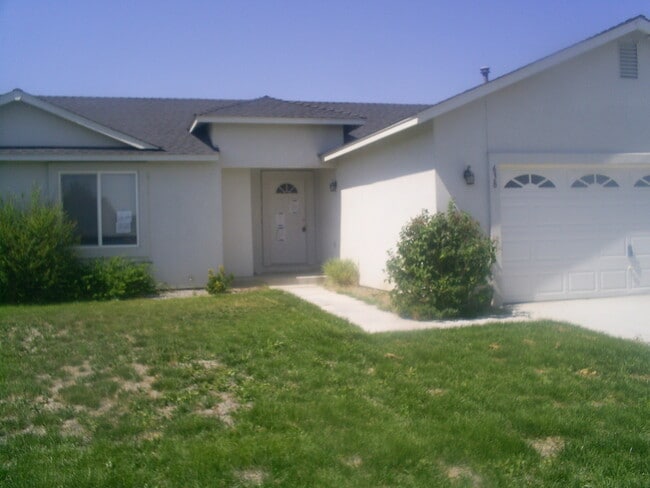 property at 638 Wedge Ln