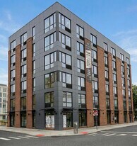 337 Johnston Ave in Jersey City, NJ - Building Photo